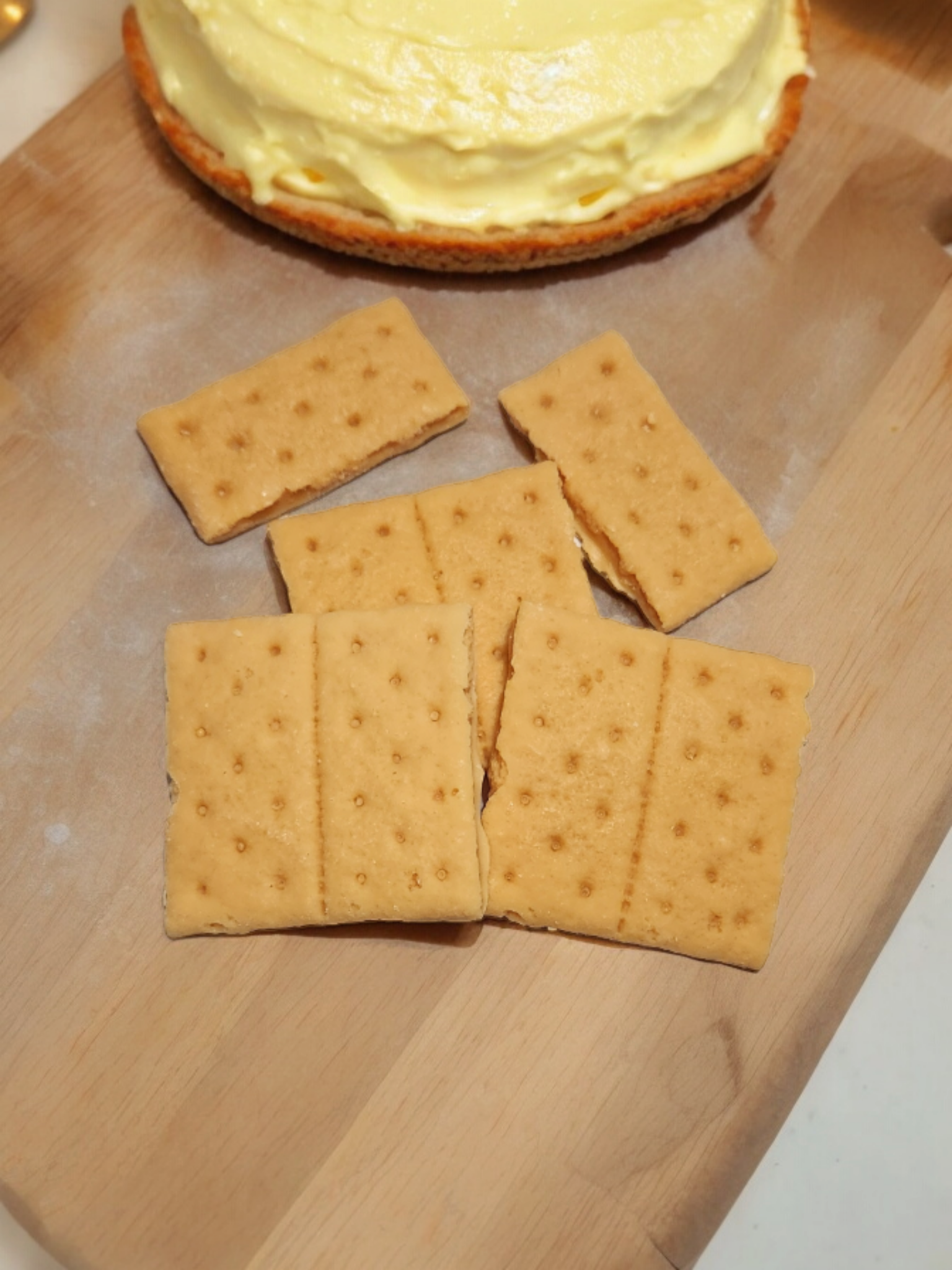 Lemon Sugar Cake Scented Graham Crackers