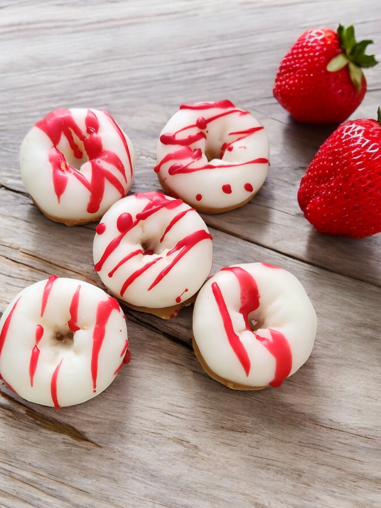 Strawberry Cheesecake Donut Wax Melts 3oz – Sweet, Fruity & Realistic Bakery Scent